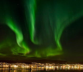 Northern Lights over Tromsø Northern Lights over Tromsø