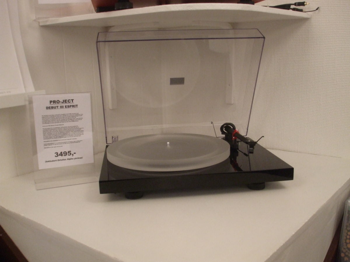 Record player in Backbeat