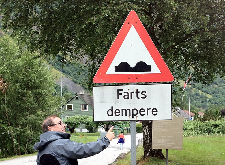 A funny Norwegian road sign