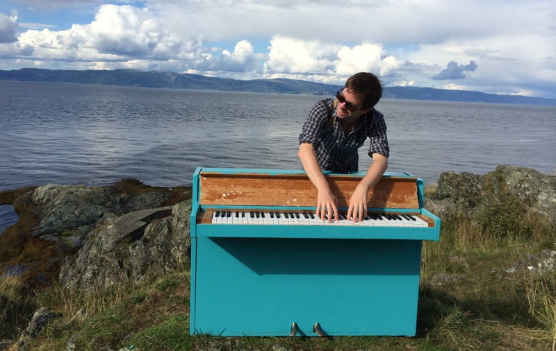 Chris on the Lade Piano