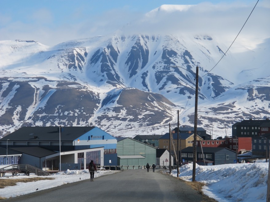 The spectacular backdrop of Longyearbyen, Svalbard