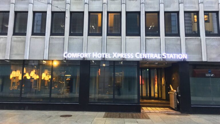 The entrance to Comfort Hotel Xpress Central Station in Oslo. Photo: David Nikel.