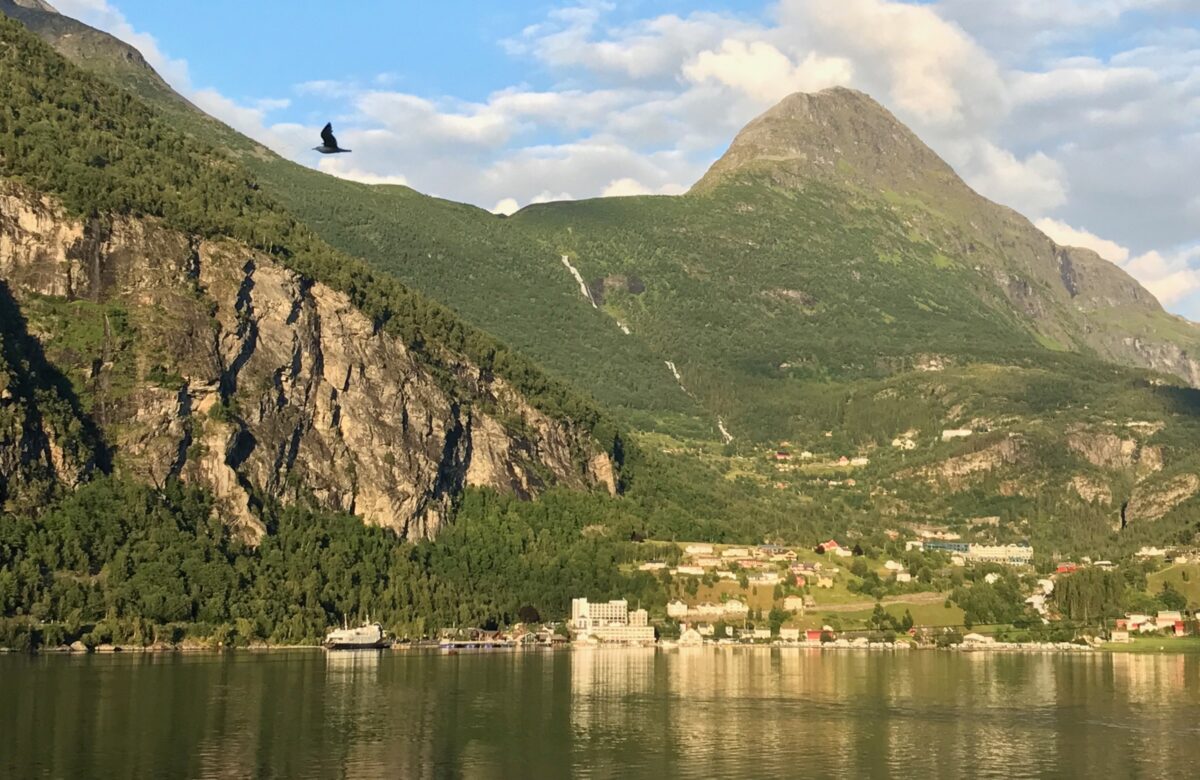 Sunset cabin Geirangerfjord