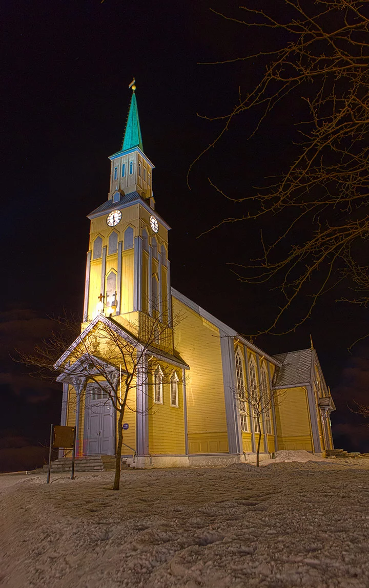 The wooden cathedral of Tromsø at night