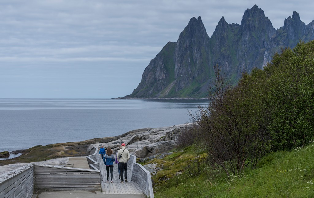 Tungeneset viewpoint on Senja. Photo: Jarle Wæhler / Statens vegvesen.