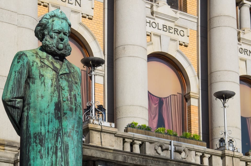 Statue of Henrik Ibsen in Oslo