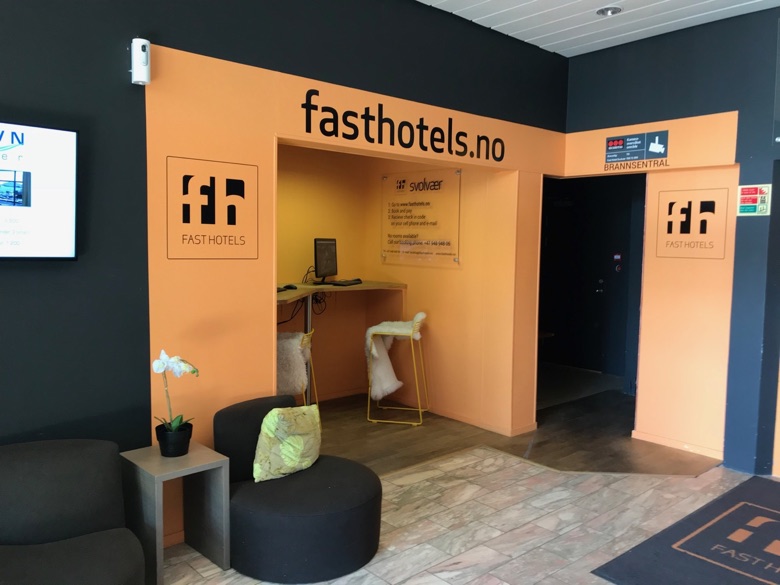 Fast Hotel Svolvær reception