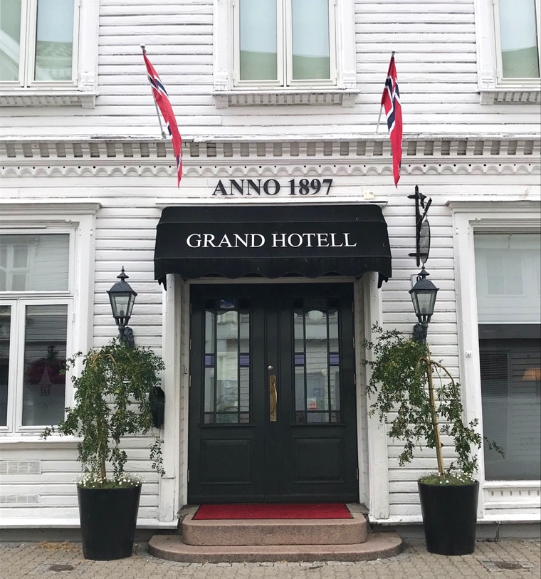 Stay at the Grand Hotel in Flekkefjord