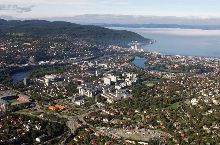 Der NTNU-Campus dominiert Trondheim