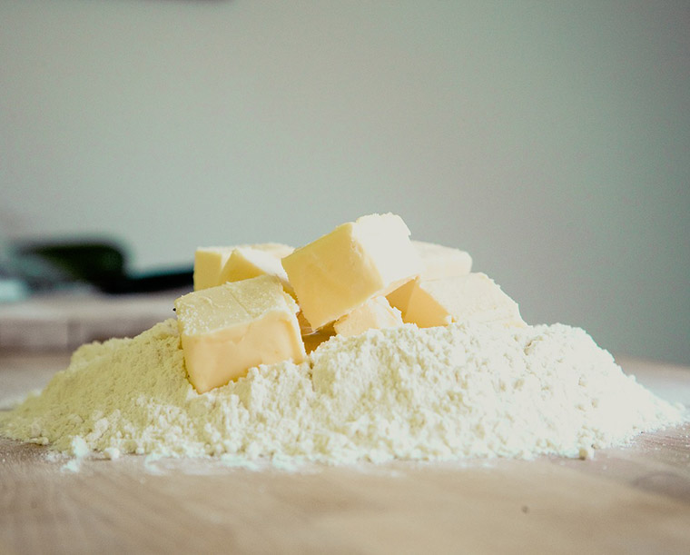 Flour and butter are key ingredients in Norwegian cakes