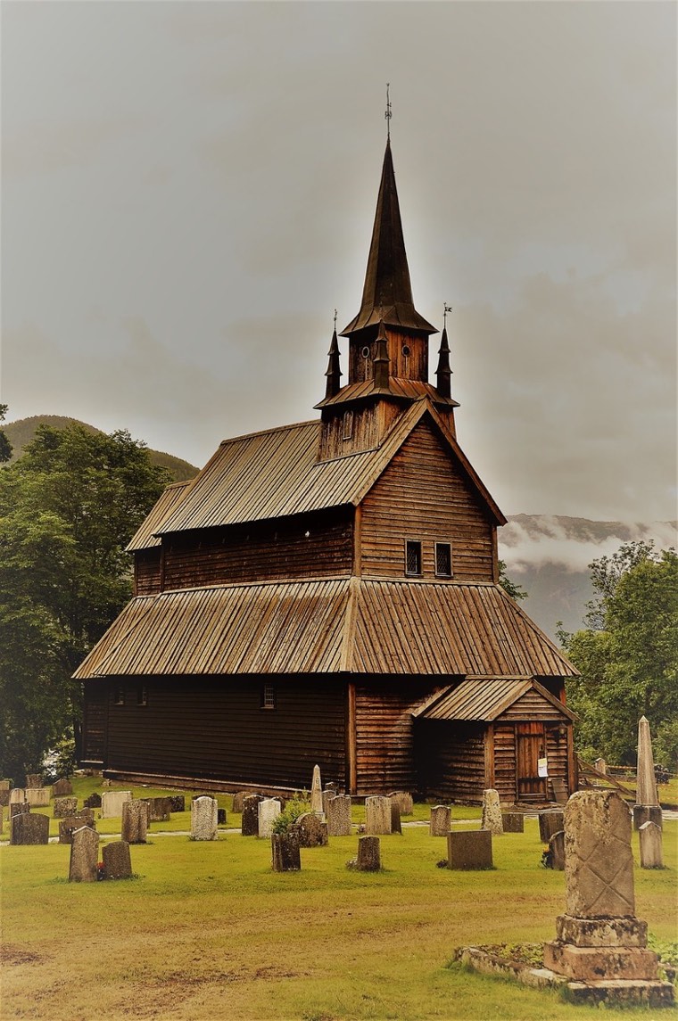 Kaupanger stavkirke