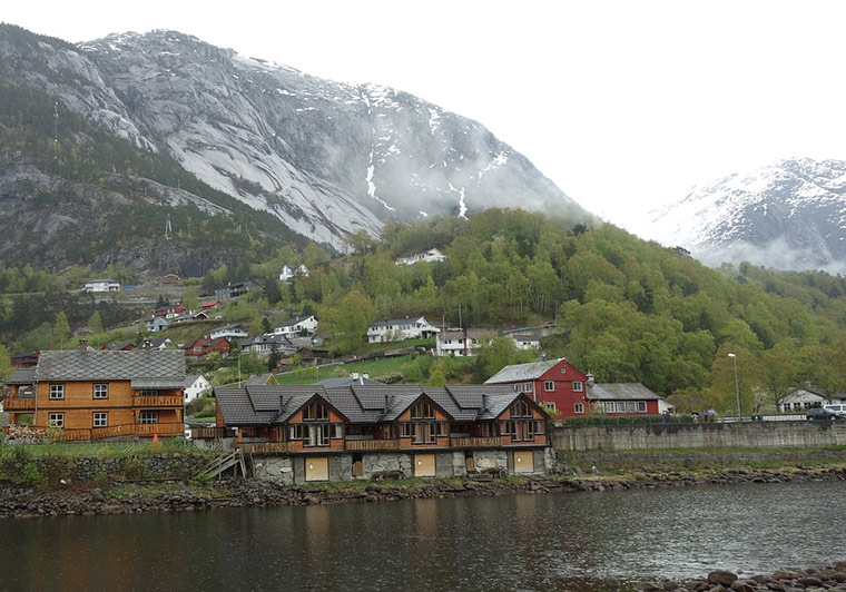 The coastline of Norway's Eidfjord, a spur of the Nordfjord