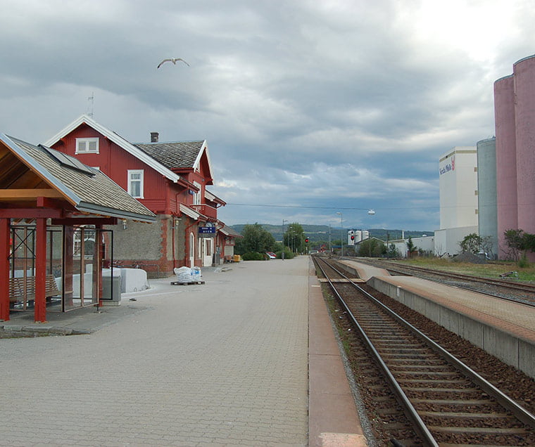 The platform at Verdal railway station