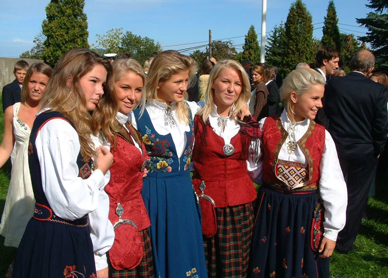 Norwegian girls wearing the bunad in Norway