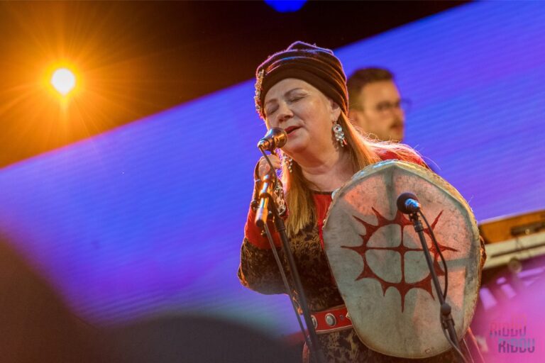 Mari Boine performing at Riddu Riđđu festival. Photo: Ørjan Marakatt Bertelsen / Riddu Riđđu Flickr.
