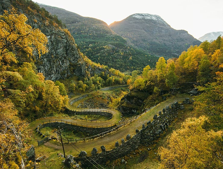 Historic Kongevegen walking route in Norway