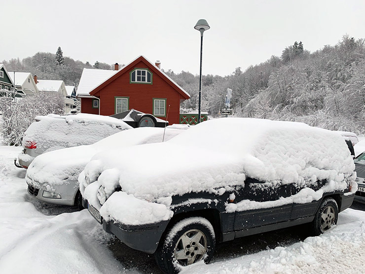 Winter driving can be difficult in Norway!