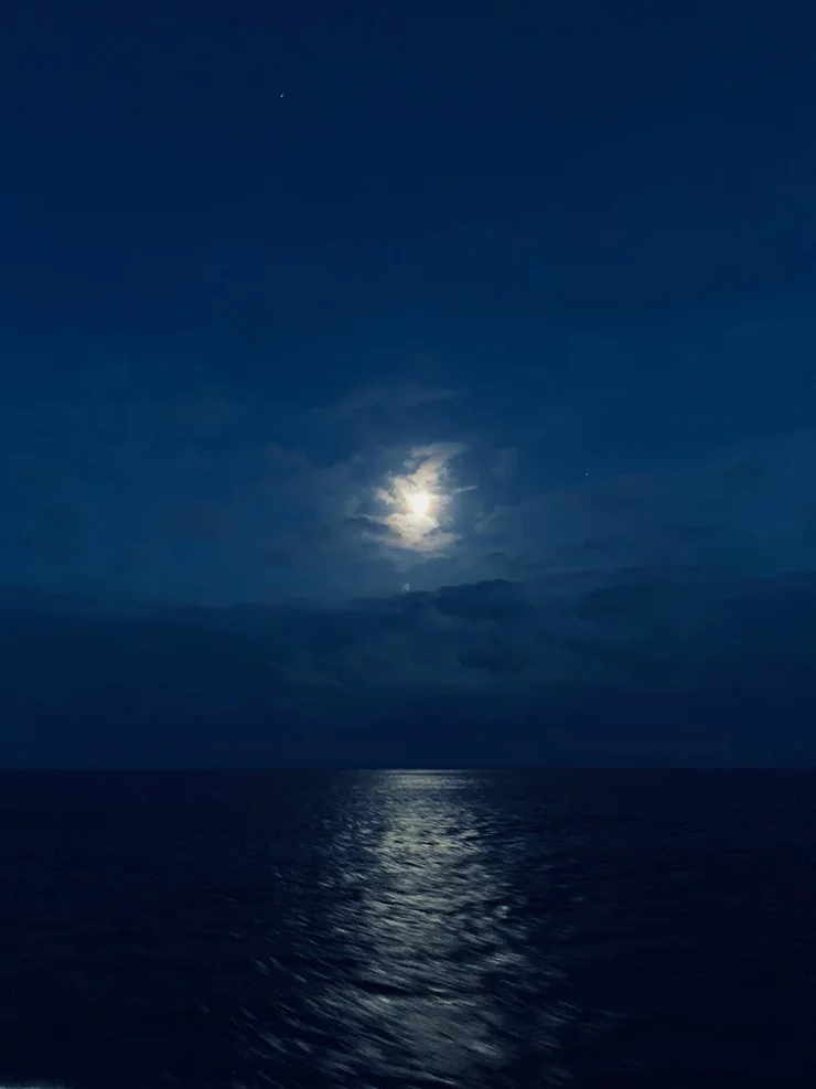 Blue hour between Kirkenes and Vardø