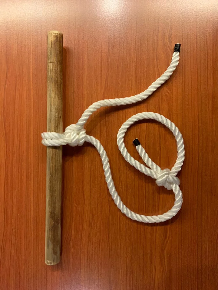 Knots and hitches on the MS Vesterålen