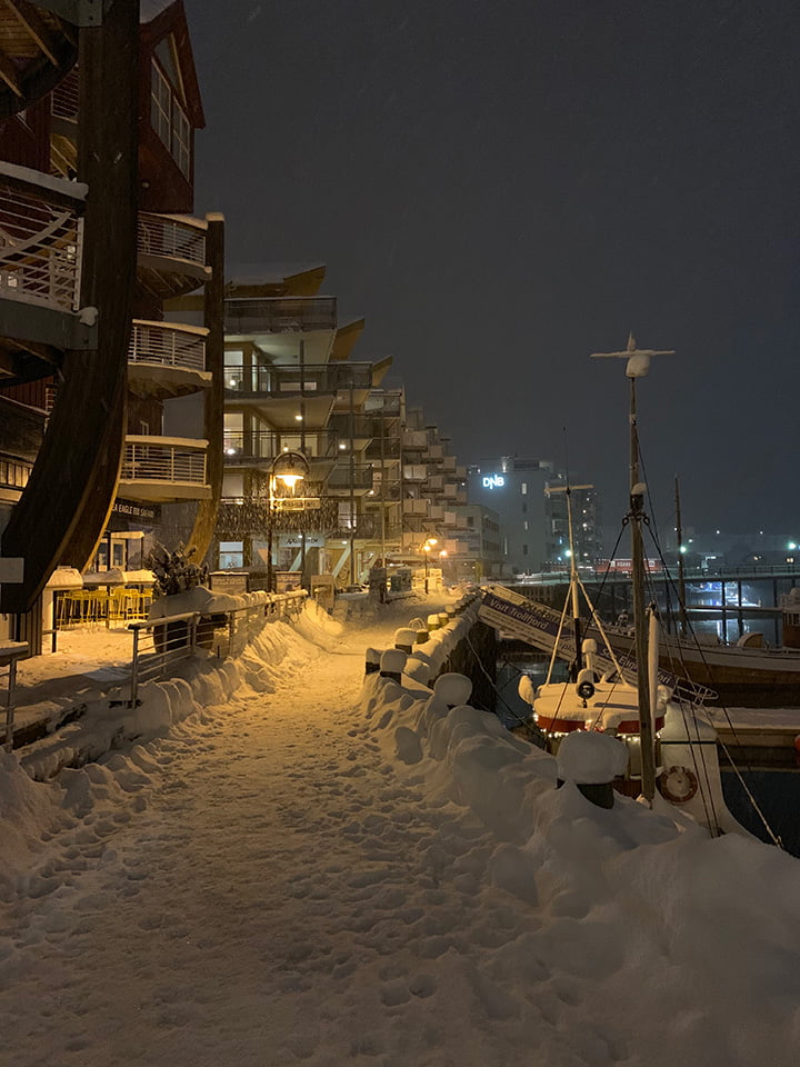 Svolvær marina in the January snow