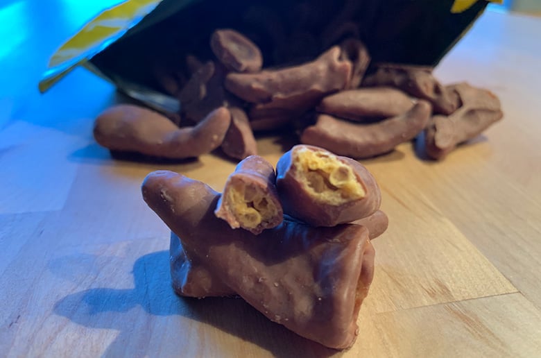 Inside Norwegian Smash chocolate from Nidar