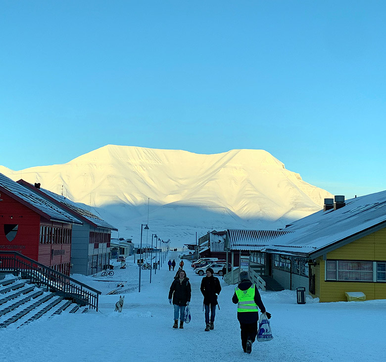 The main street of Longyearbyen