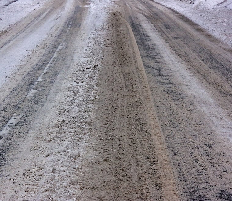 Salting Norwegian roads in the winter