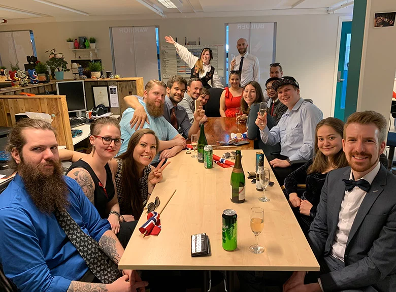 Pineleaf Studios celebrate Syttende mai