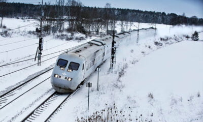 SJ train in the winter