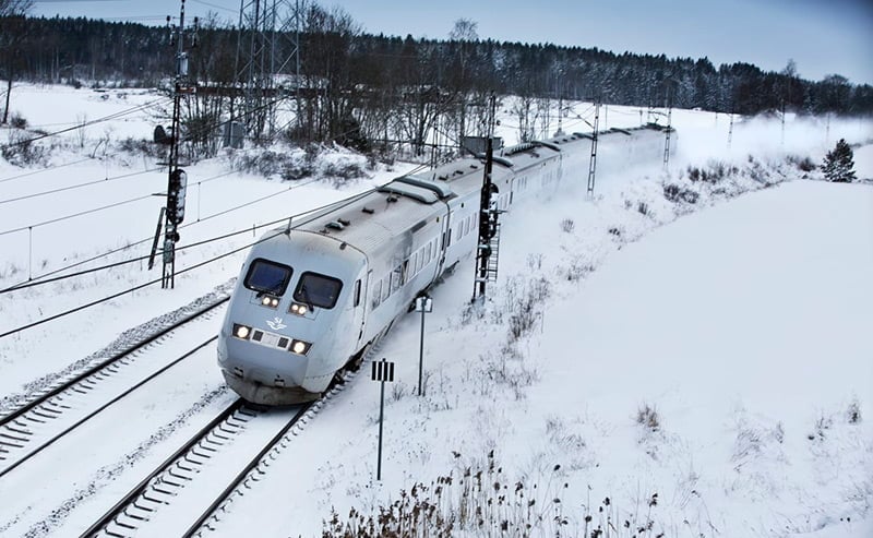 SJ train in the winter
