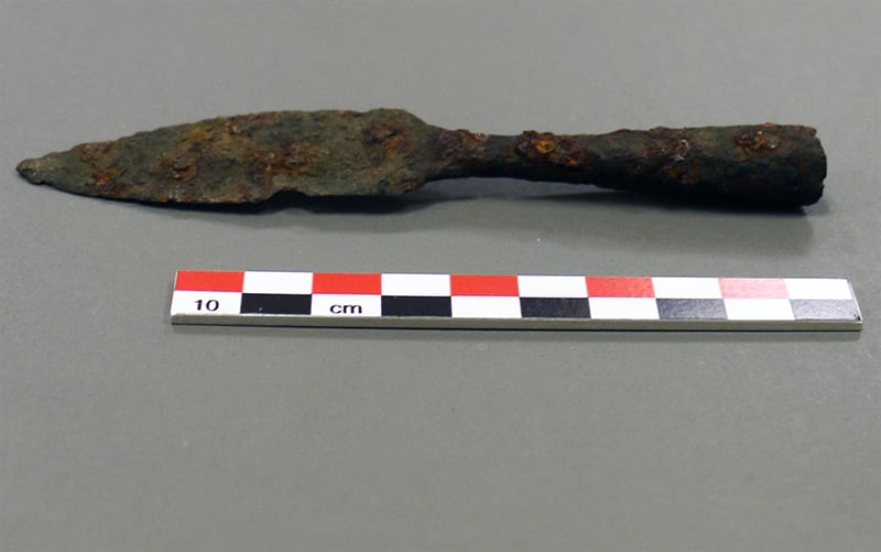 The iron arrowhead is 12cm long