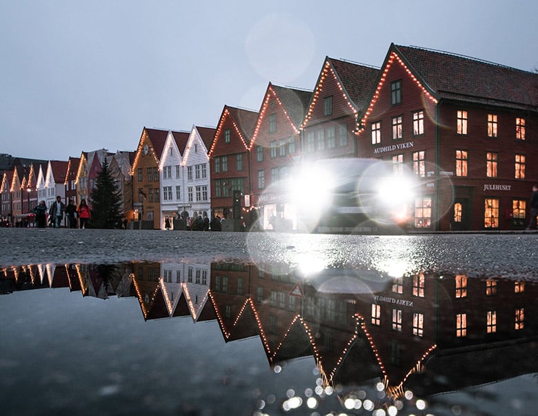Driving on Bryggen in the rain