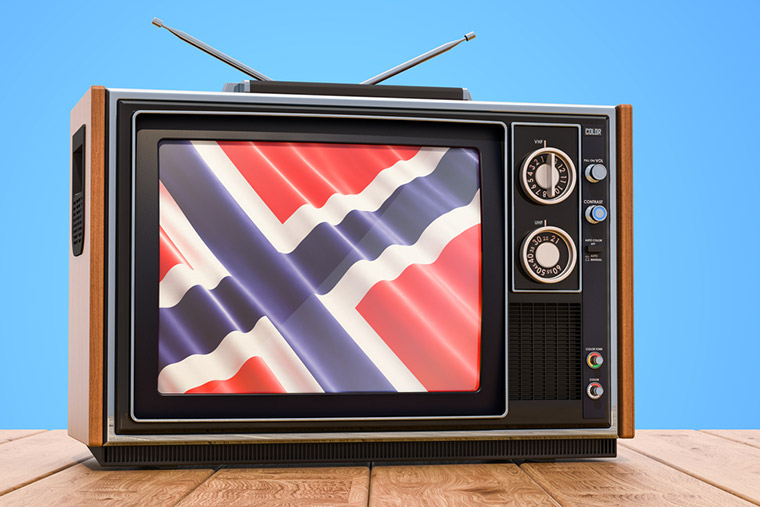 A retro television showing the Norwegian flag