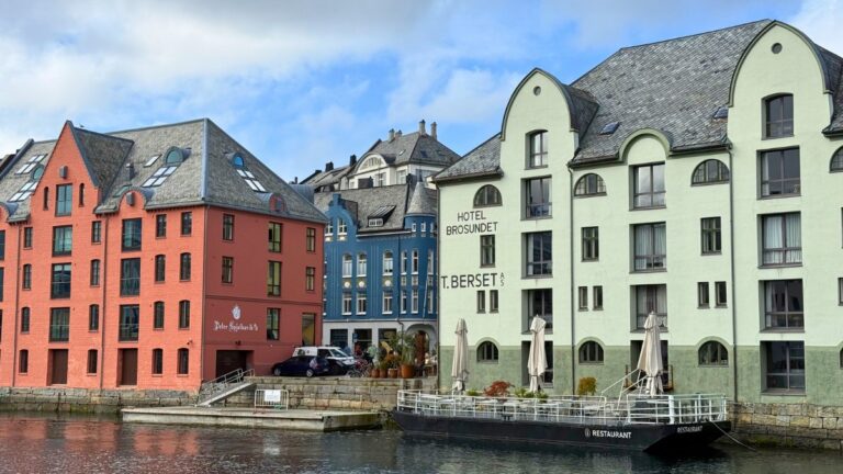 Hotel Brosundet in Ålesund. Photo: David Nikel.