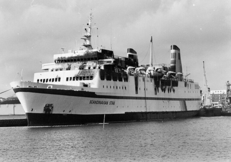 Scandinavian Star after the fire. Photo: Terje Fredh / Sjöhistoriska museet.