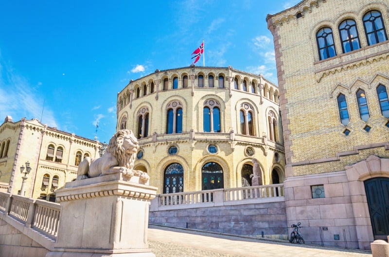 The exterior of the Norwegian parliament building in Oslo, Norway