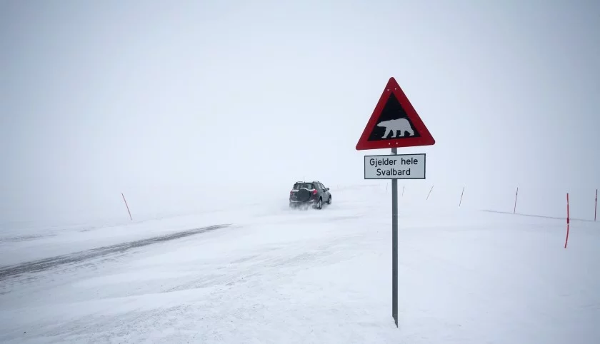 Driving on the Svalbard archipelago