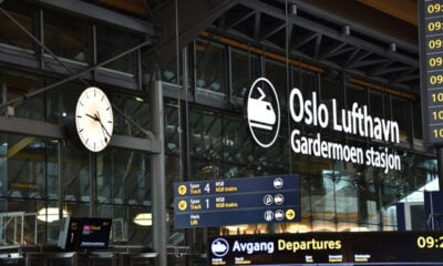 Oslo Airport railway station signage