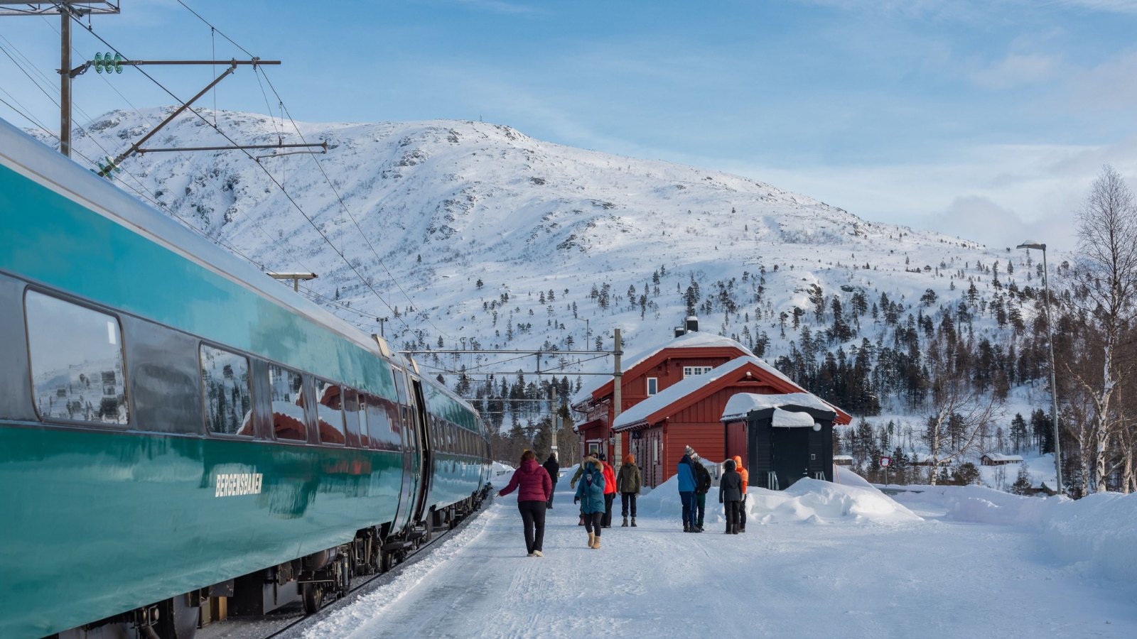 Bergen Line train at a station.