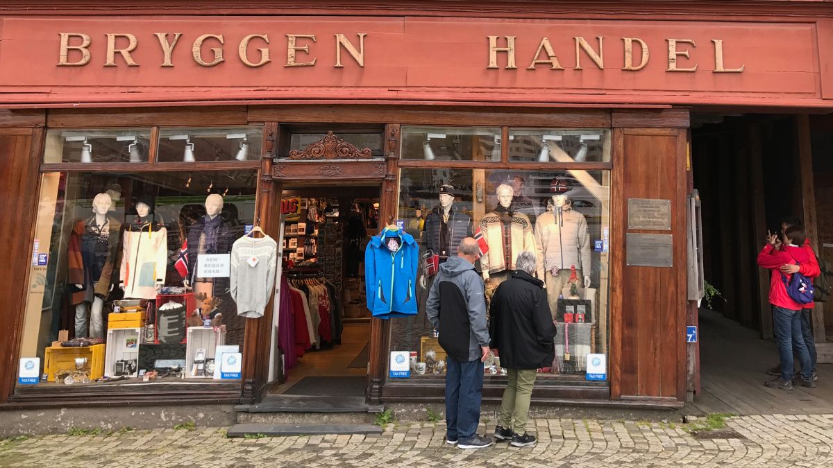 Shoppers at Bryggen in Bergen. Photo: David Nikel.