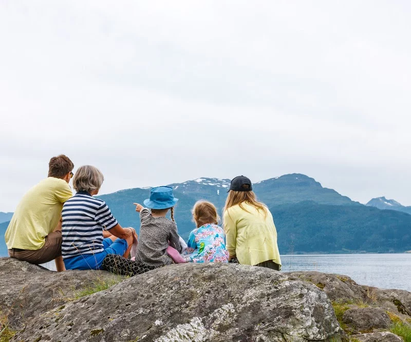 norway family watching fjord