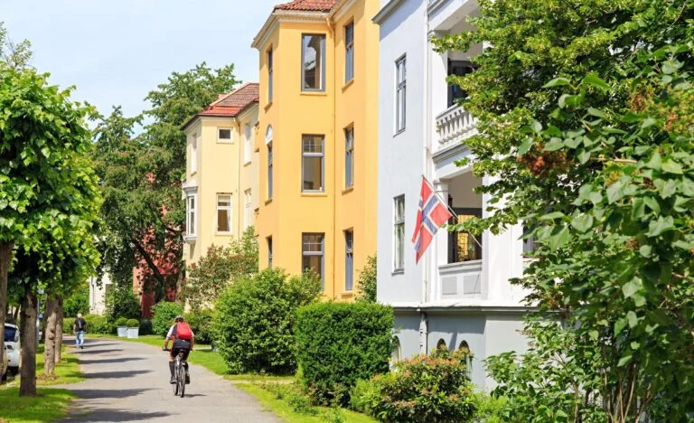Cyclist in an Oslo suburb
