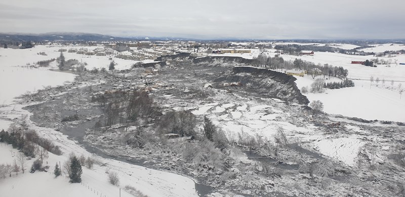 A wide view of the Gjerdrum landslide.