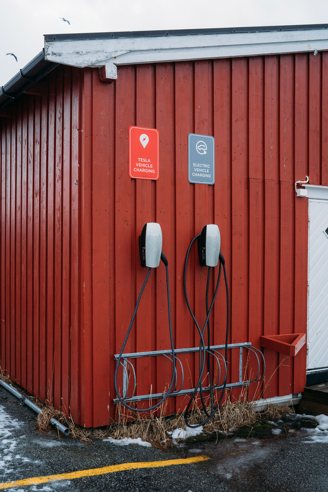 Home charging station for electric vehicles