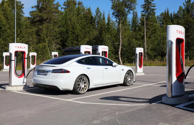 Tesla charging station at Hovden, Norway