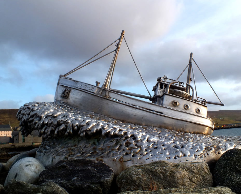 Das Shetland Bus-Denkmal in Scalloway, Schottland