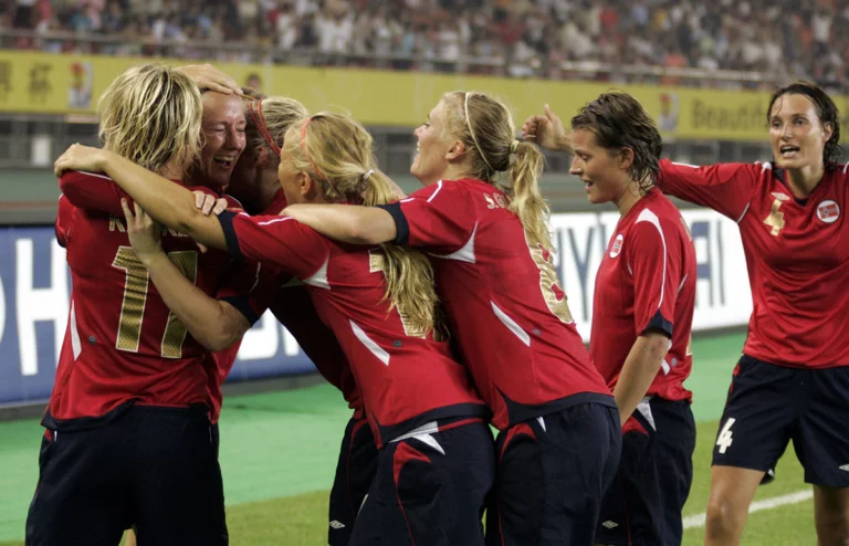 Norway women's football team celebrate a goal