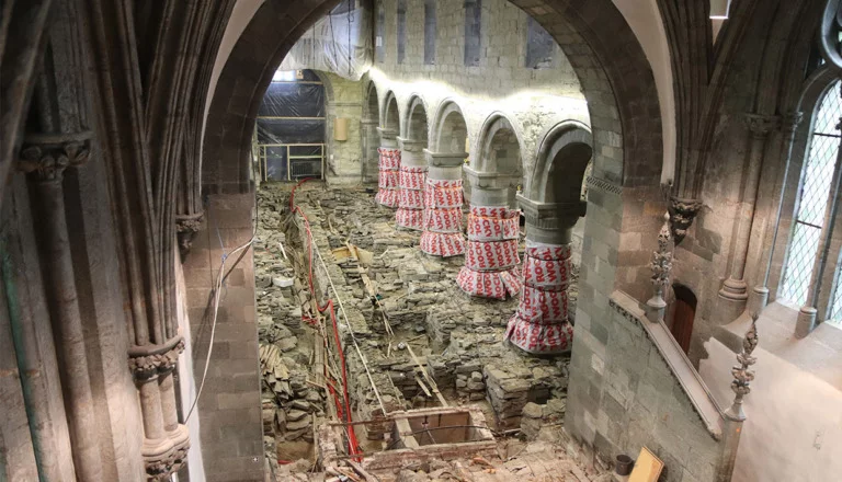 The crawl space in Stavanger Cathedral is being examined before a new floor is laid in the church.
