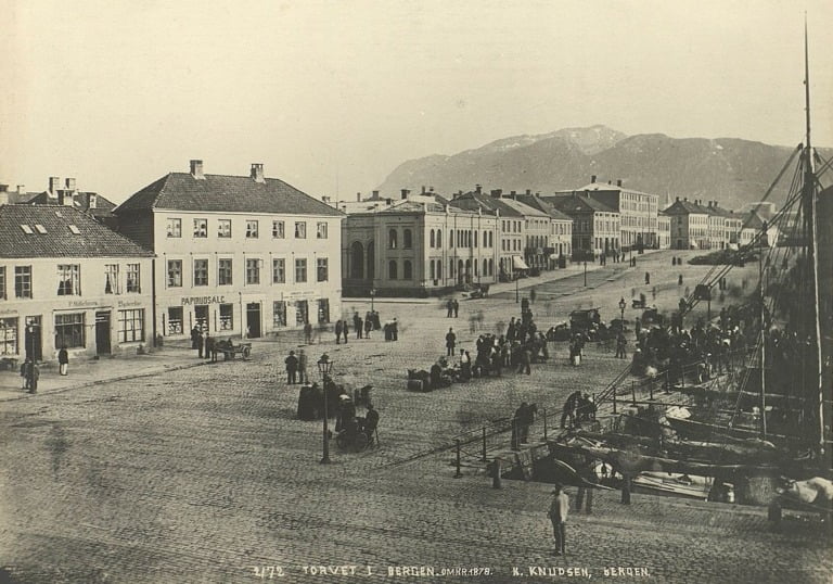 Bergen's market square in 1878.