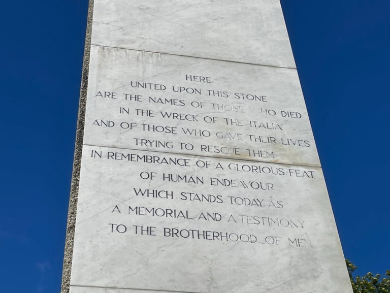 Nobile monument in Tromsø